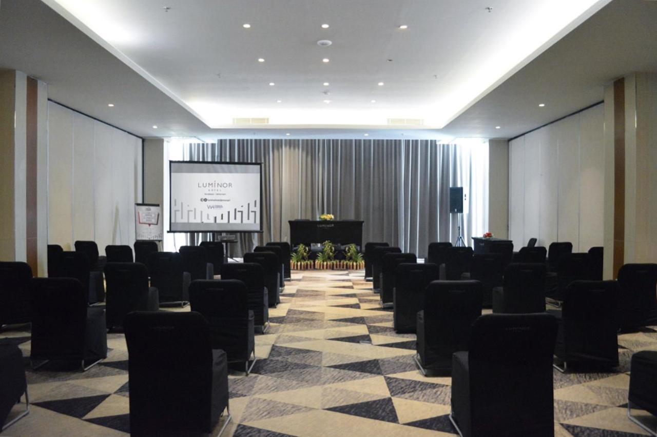 ลูมิเนอร์ โฮเทล เจมูร์ซารี Hotel สุราบายา ภายนอก รูปภาพ